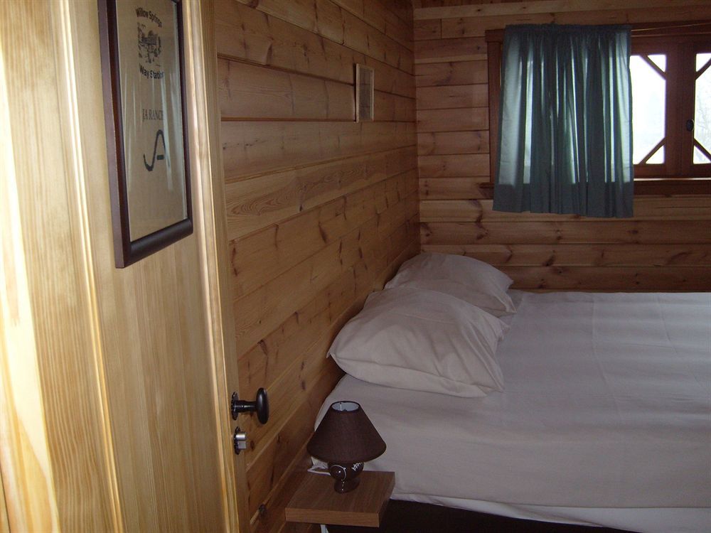 B&B Willow Springs Way Station Gouvy ภายนอก รูปภาพ